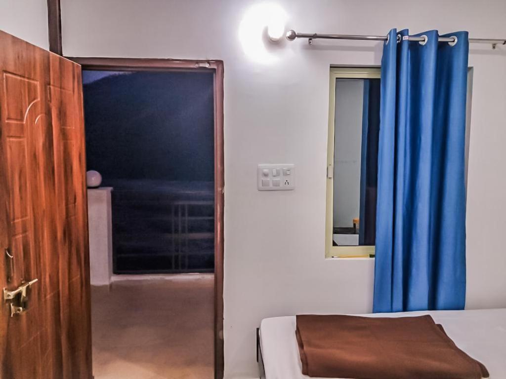Sparkle Hotel Nanda Rishīkesh Екстериор снимка
