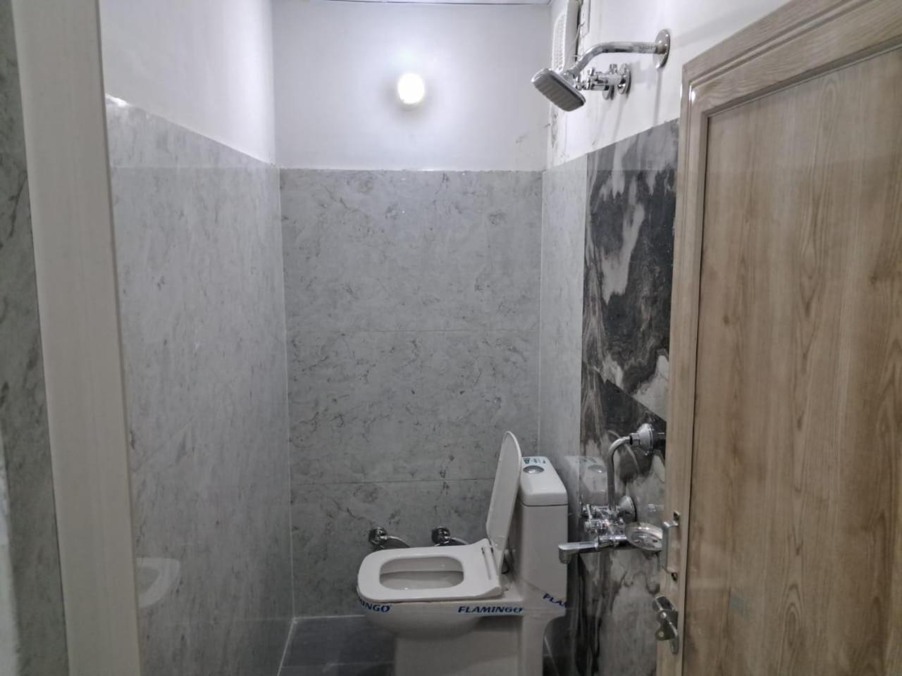 Sparkle Hotel Nanda Rishīkesh Екстериор снимка